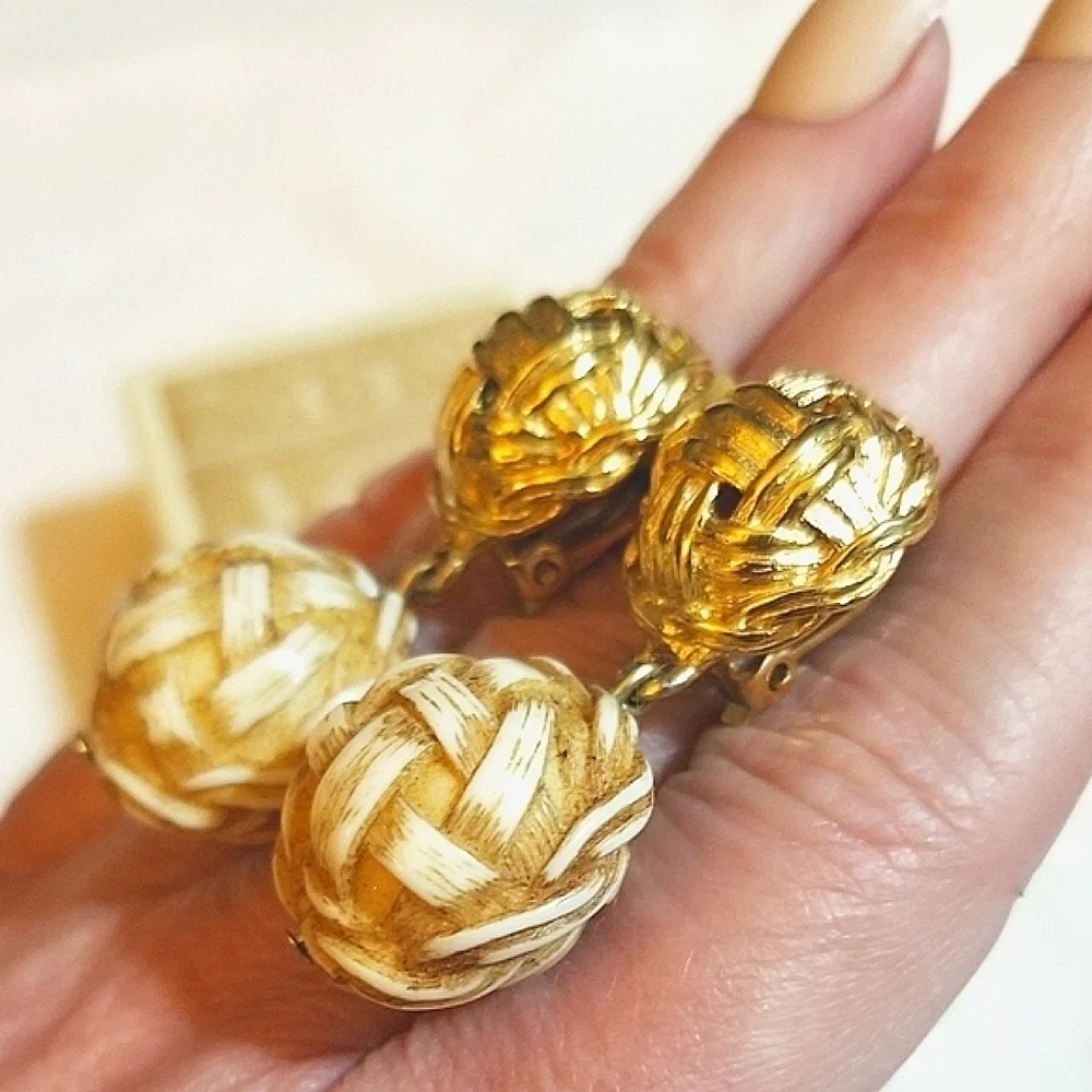 Givenchy PARIS NY VTG Basket Weave Earrings